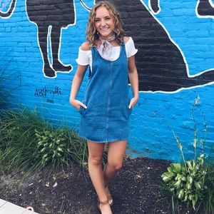 Meet your Posher, Claire marie